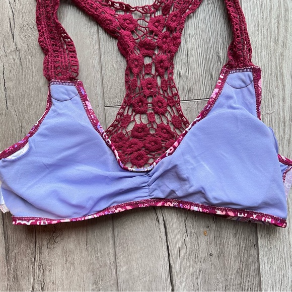✨HP✨ SO Medallion Crochet Racerback Bralette Bikini Top | Size Medium - Picture 10 of 16